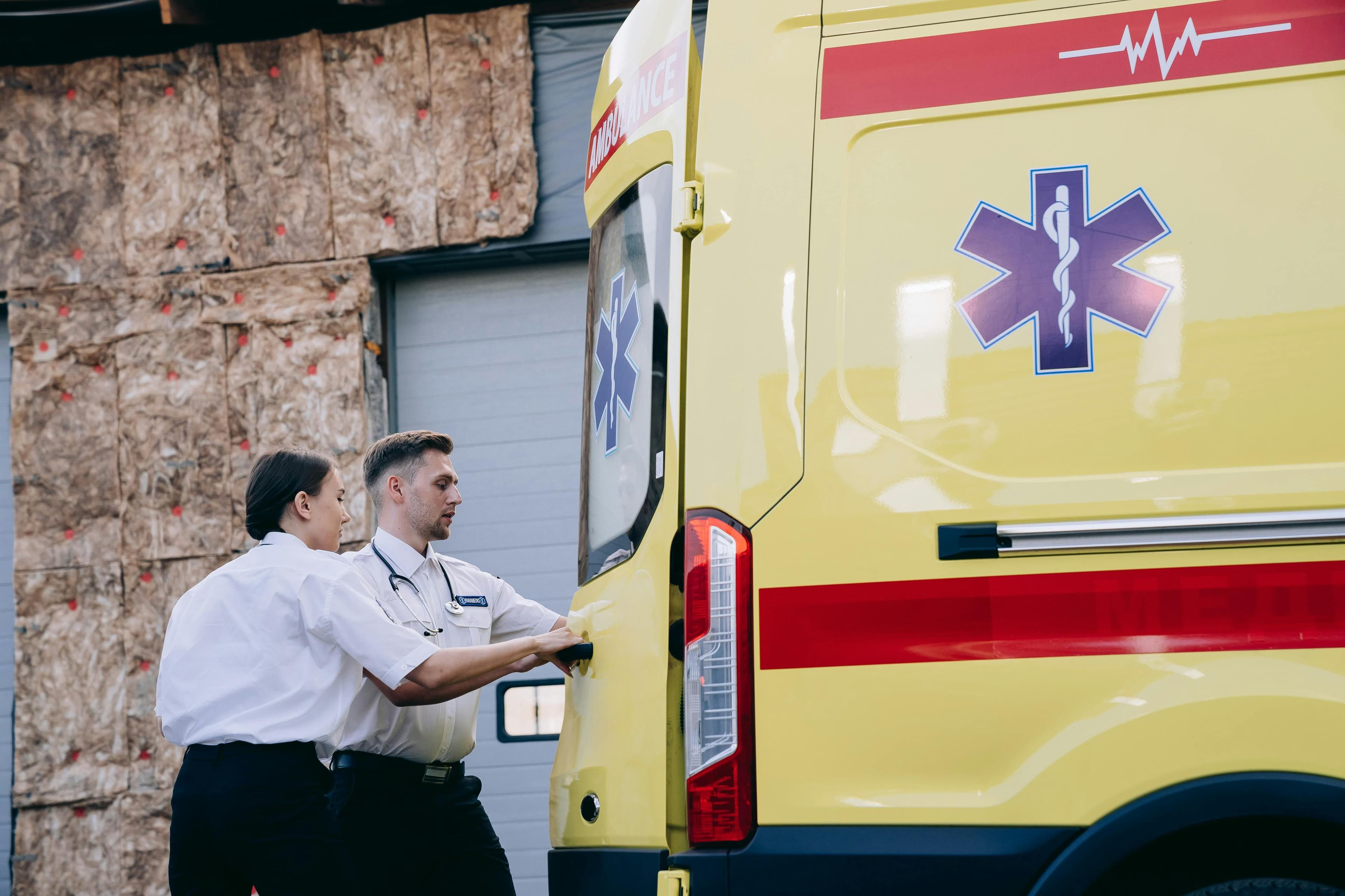 Emergency healthcare professionals responding together